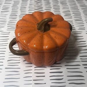 Artisan collection pumpkin